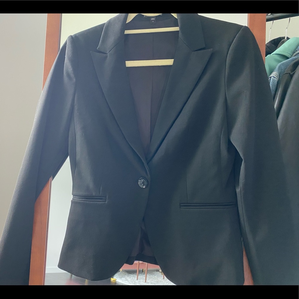 Express Suit Set - Great Condition. Jacket 2; Pants 0R